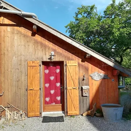Le Gite De La Maison Soleil, Entre Lac Et Montagne Alex Exterior photo